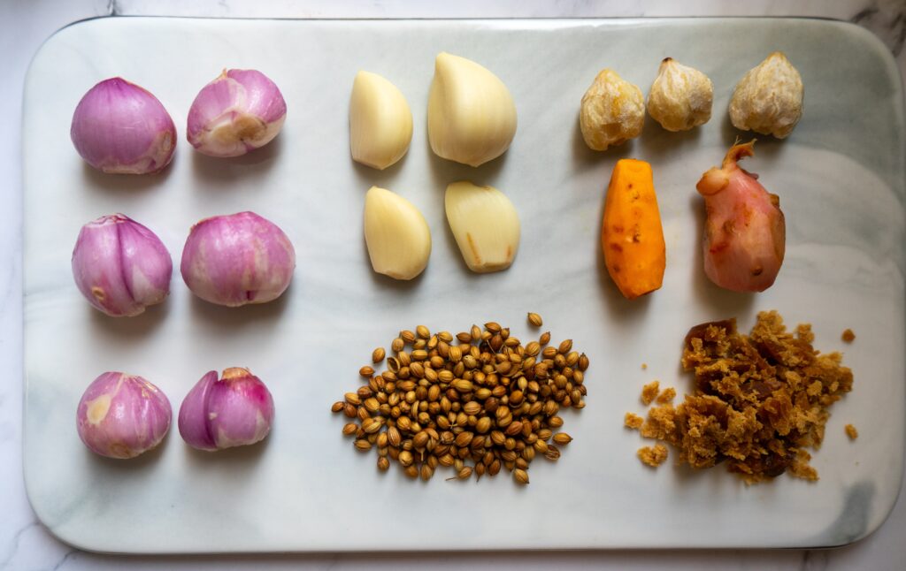 all of the herbs ingredient to make terik tahu tempe